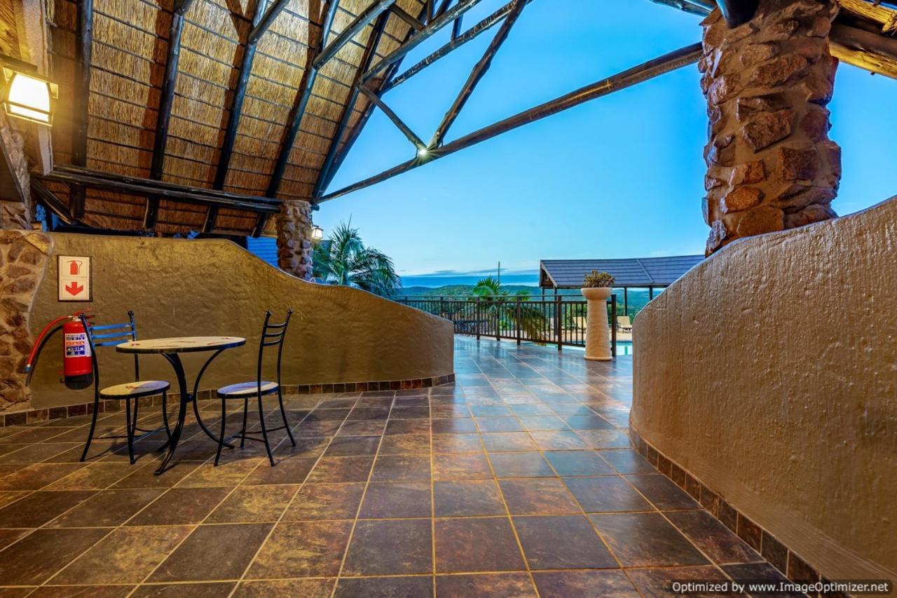 Zulu Nyala Game Lodge Hluhluwe Exterior photo