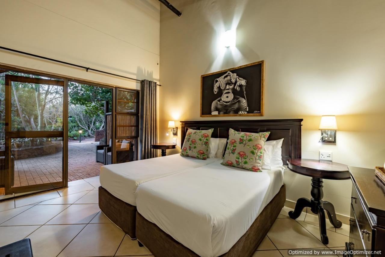 Zulu Nyala Game Lodge Hluhluwe Exterior photo