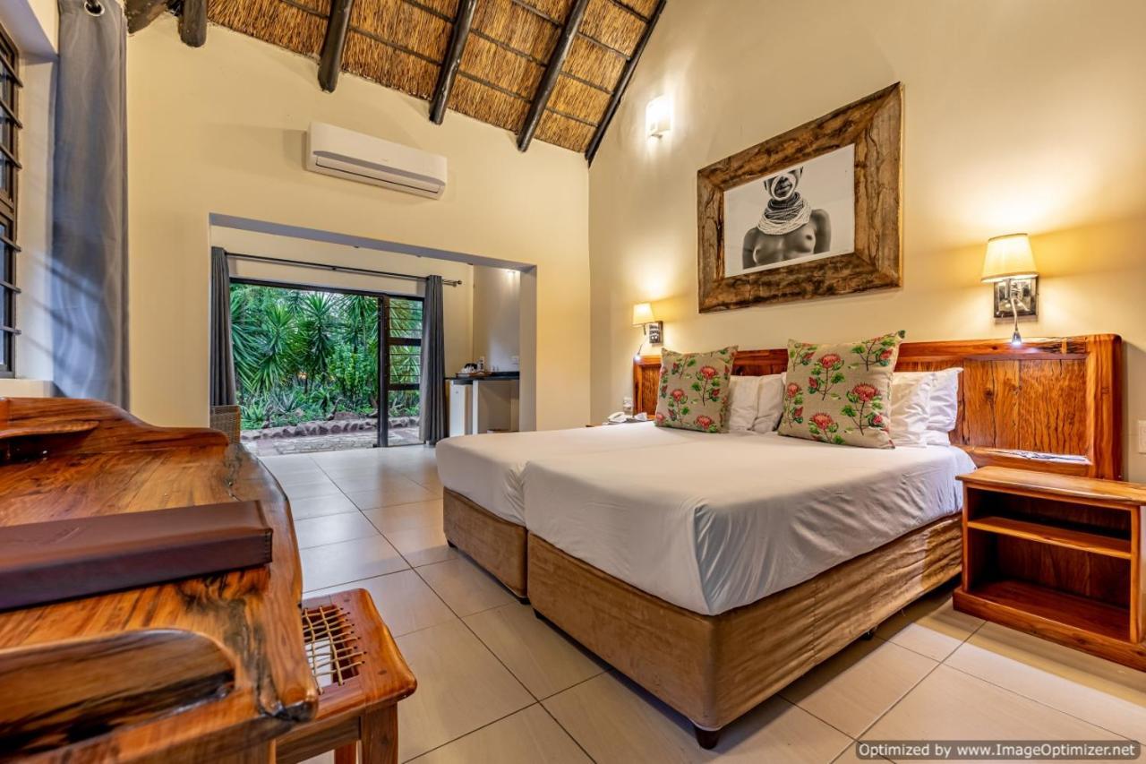Zulu Nyala Game Lodge Hluhluwe Exterior photo