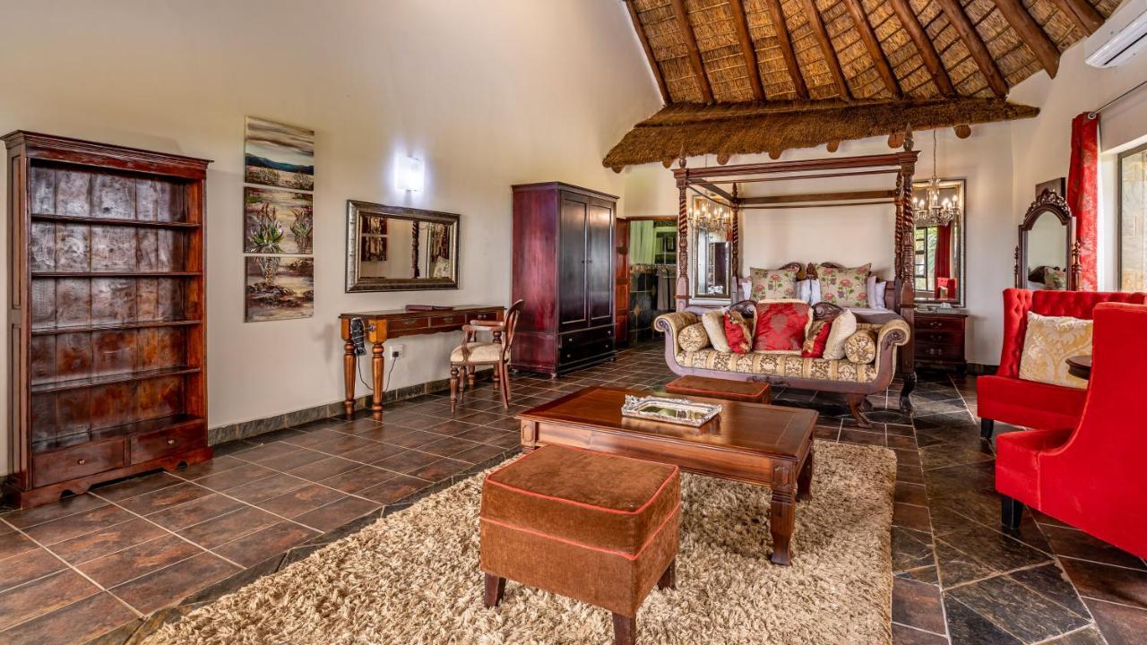 Zulu Nyala Game Lodge Hluhluwe Exterior photo